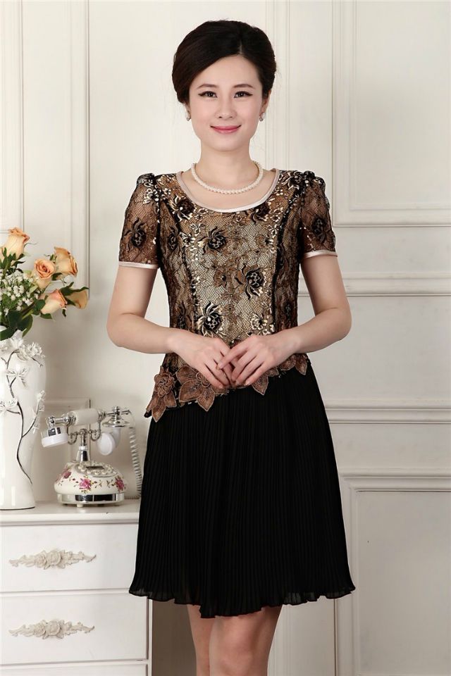 Váy đầm ren cao cấp thêu tay đính đá